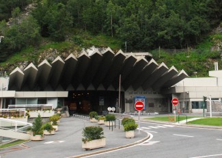 TUNNELMONTEBIANCO